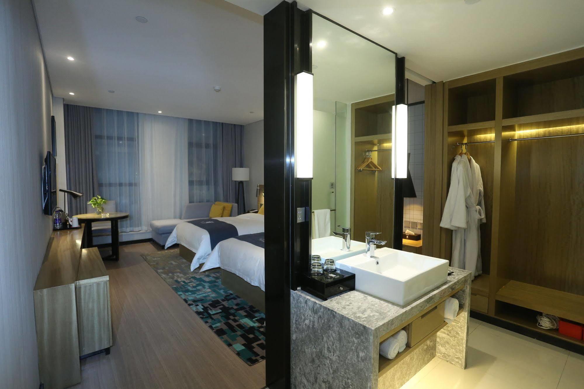 Echarm Hotel Zhengzhou High Tech Zone Bagian luar foto